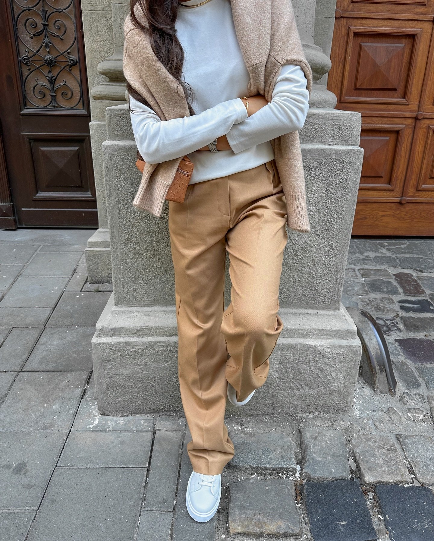 Брюки палаццо 2 защіпи Колір: Карамель; Розмір: ХС