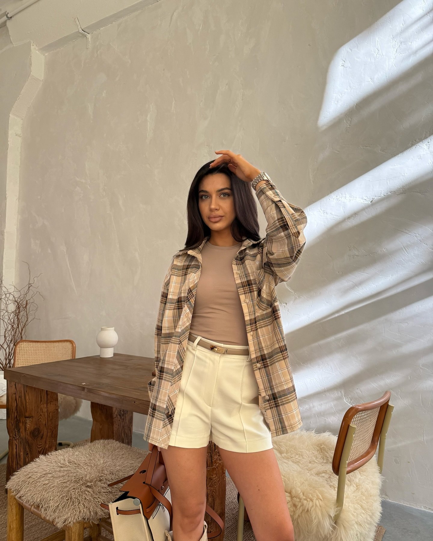 Сорочка костюмна Колір: Бежевий