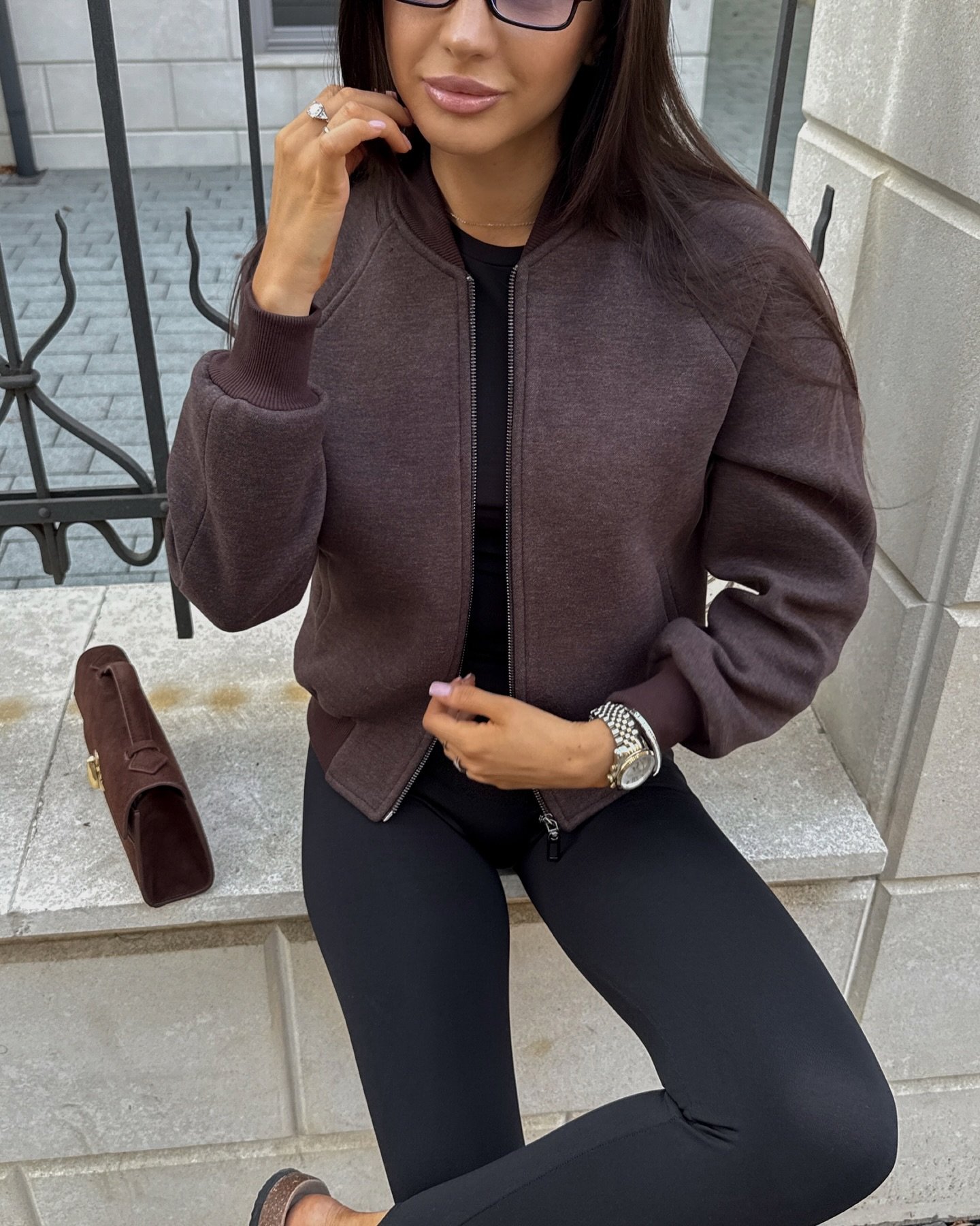 Бомбер реглан Колір: Коричневий; Розміри: Хс